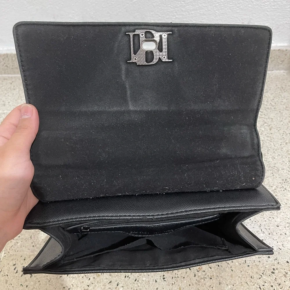 Badgley Mischka Black Crossbody Bag - Picture 6 of 16